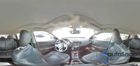 2019 Jeep Compass Trailhawk z USA, uszkodzony, nr VIN 3C4NJDDB4KT696745